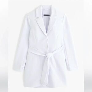 Abercrombie & Fitch White Women's Blazer with Belt